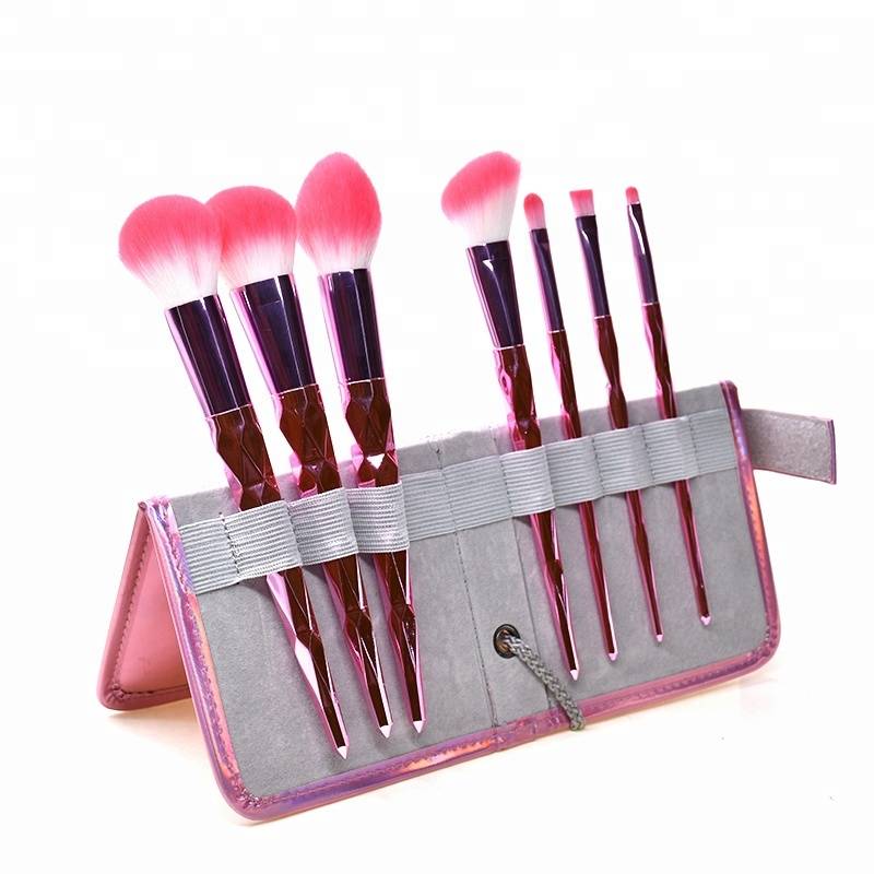 Diamond Shape Glitter Plastic Pink Color Bling 7pcs Makeup Synthetic Brush Set With Laser Pu Cosmetic Bag